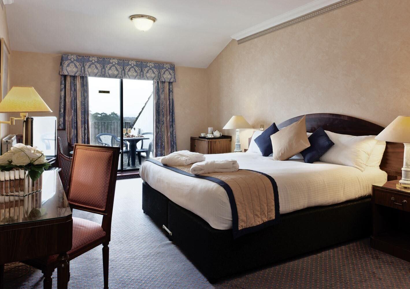 Copthorne Effingham Gatwick Hotel Exterior foto