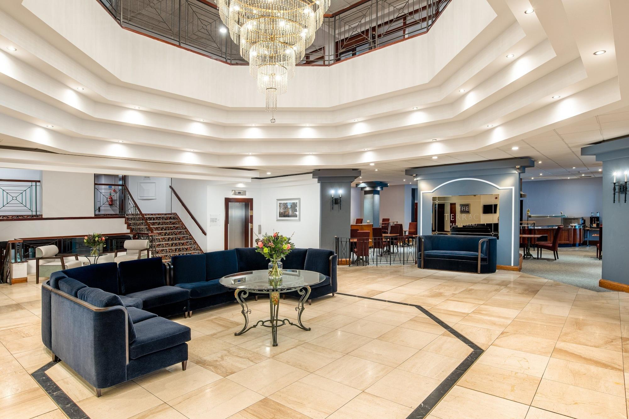 Copthorne Effingham Gatwick Hotel Exterior foto