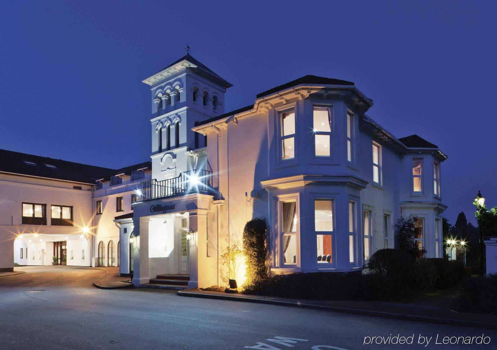Copthorne Effingham Gatwick Hotel Exterior foto