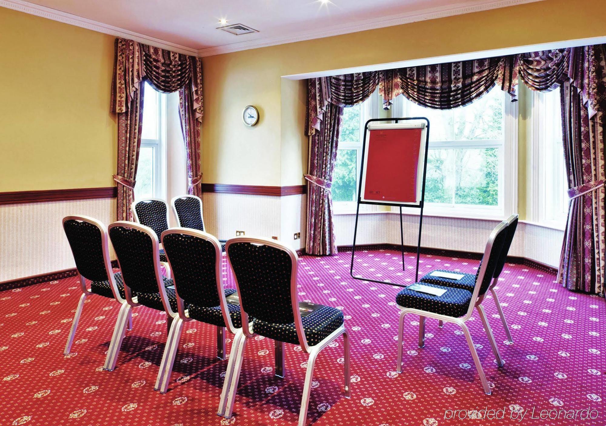 Copthorne Effingham Gatwick Hotel Business foto